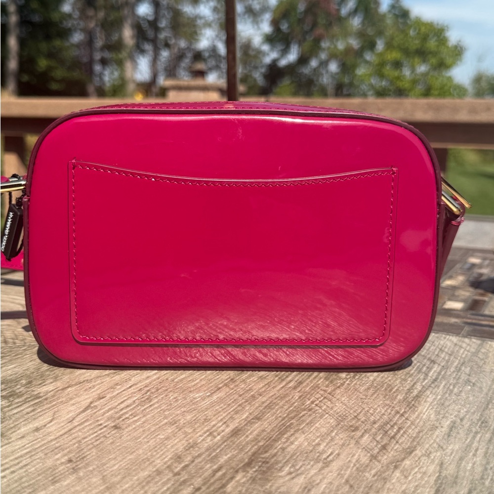 NWT! Dolce & Gabbana Fuchsia Crossbody Bag with Gold Accents - Picture 7 of 13